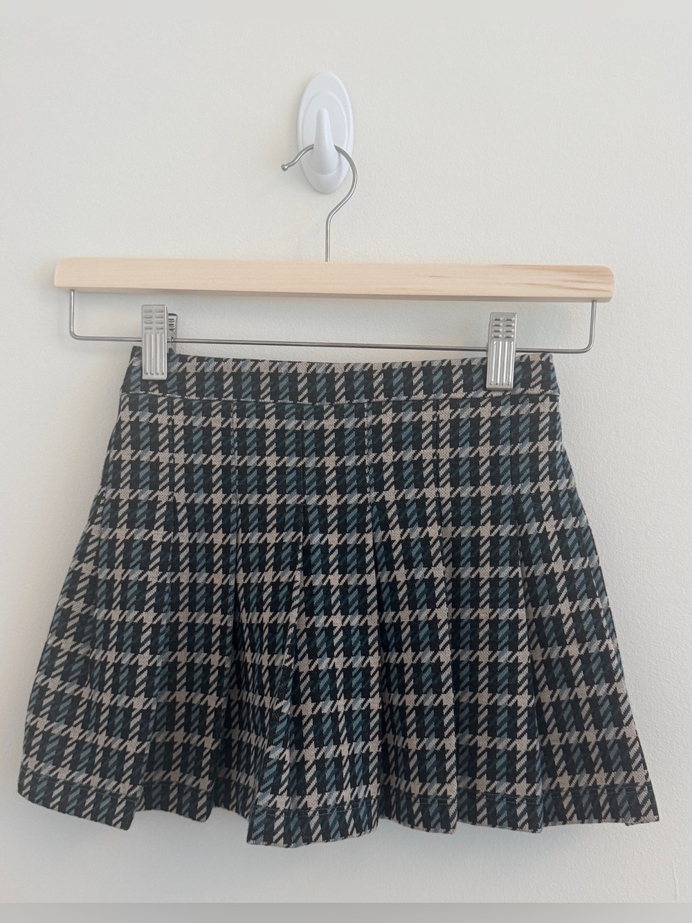 Mayoral Houndstooth Pleated Skort. Size:8